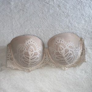 Strapless Victoria’s Secret White Bra